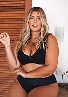 Angelica Oliveira